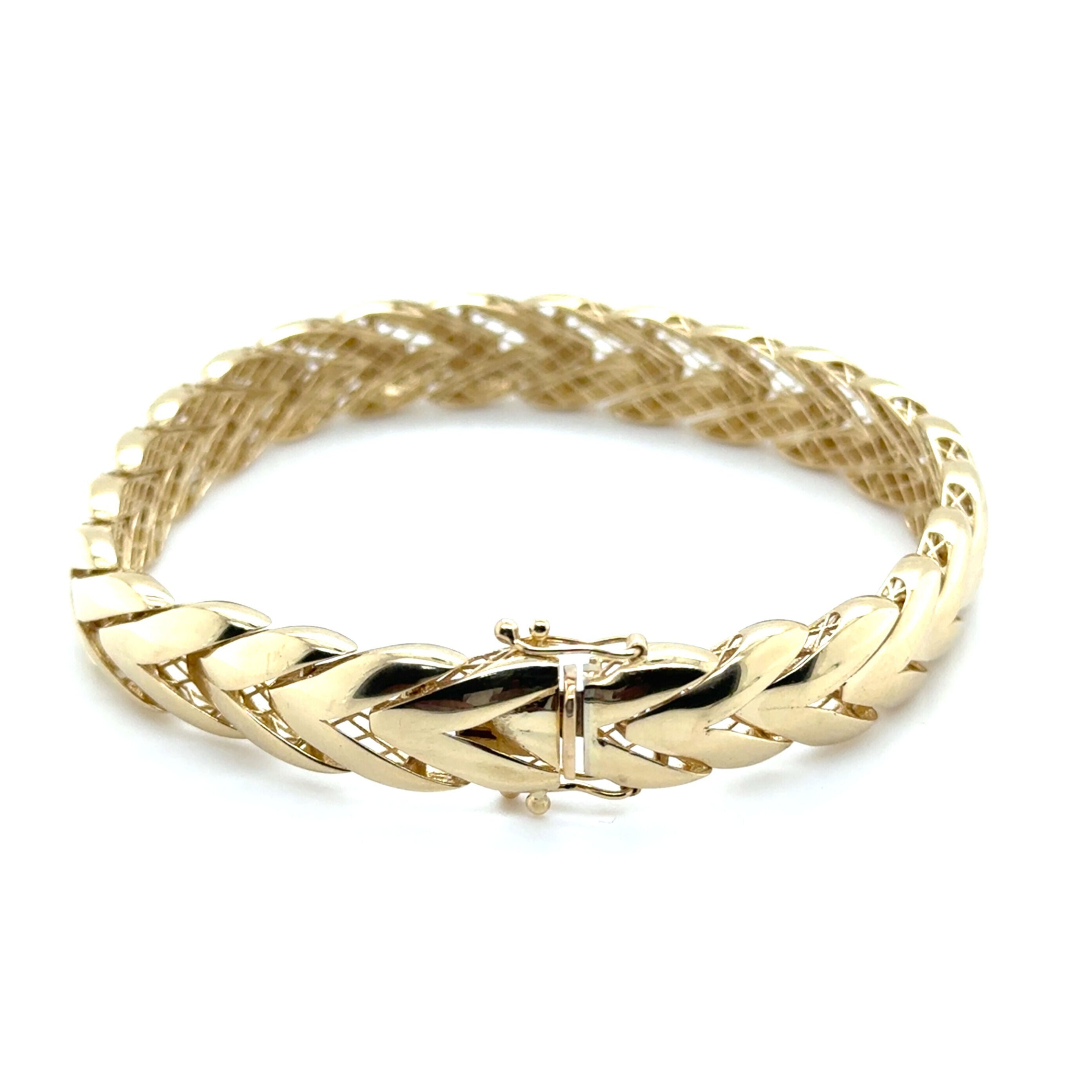 14K Gold Bold V-Shape Link Bracelet